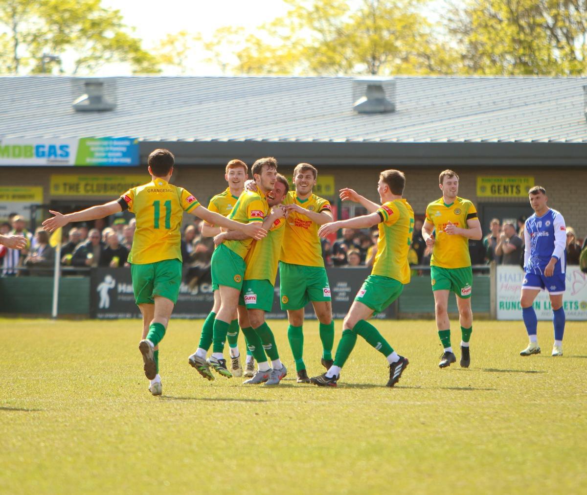 Fight for home advantage in play-off goes the distance Fight for home advantage in play-off goes the distance