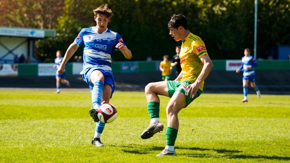 Linnets miss out on home semi-final in victory