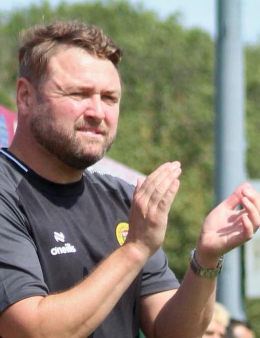 Michael Ellison resigns as Runcorn boss