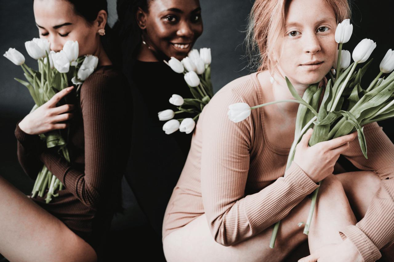 mixed demographic women with tulips  (3)