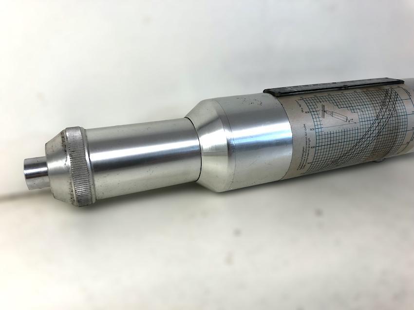 Un marteau qui ne casse rien Un marteau qui ne casse rien