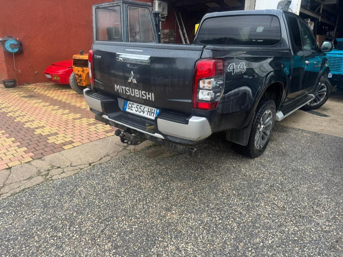 Mitsubishi L200