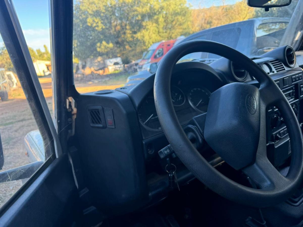Land Rover Defender 110 TD4 - Clim treuil snorkel 