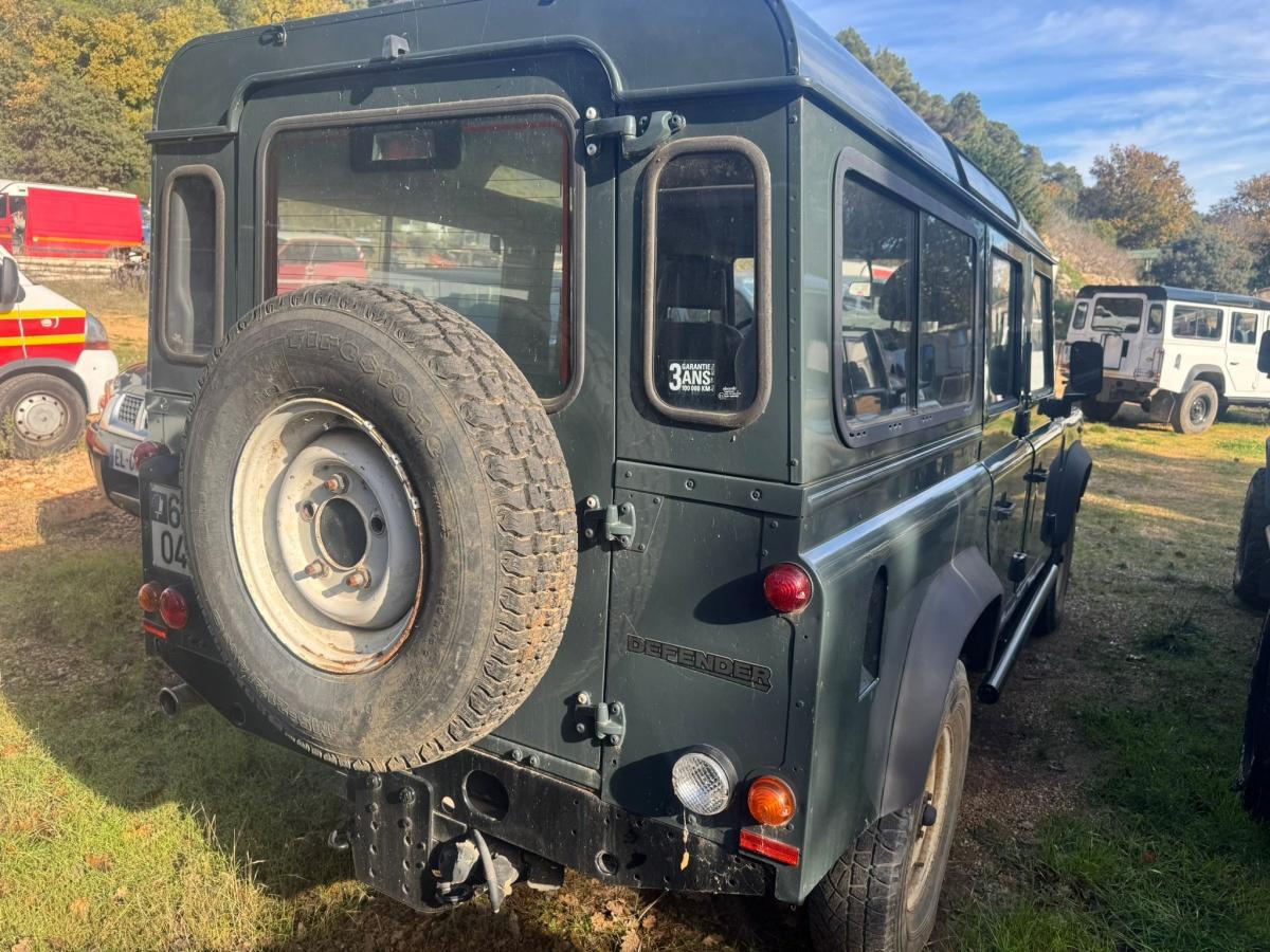  Land Rover Defender td4 