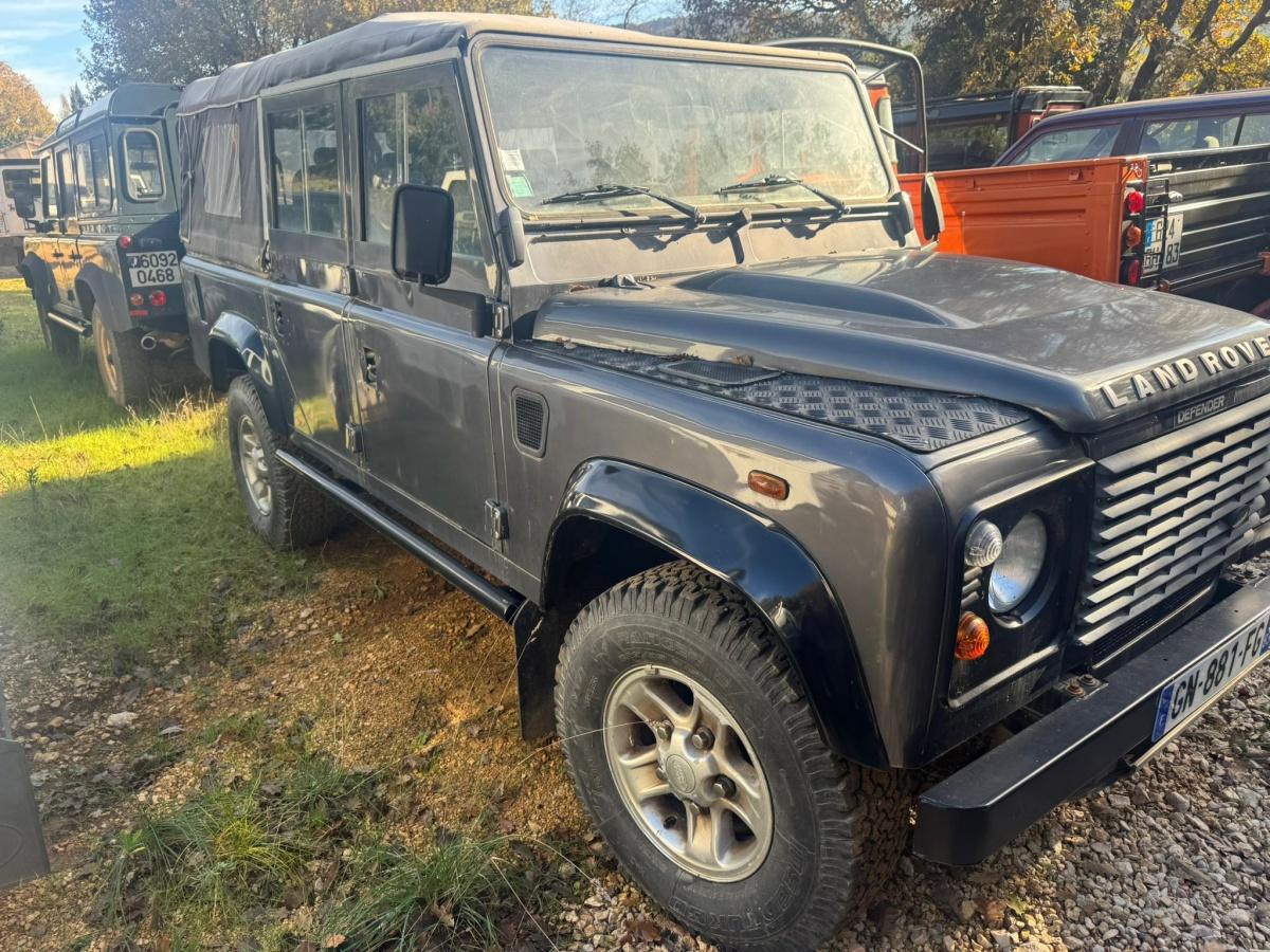 Land Rover Defender 110 - td4 - Crew cab cabriolet Land Rover Defender 110 - td4 - Crew cab cabriolet
