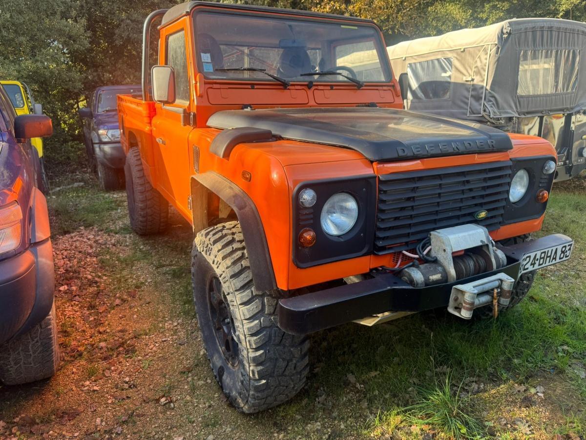 Land Rover Defender hcpu 110 Td5 Land Rover Defender hcpu 110 Td5