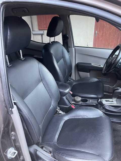 Mitsubishi L200 KB4 Mitsubishi L200 KB4