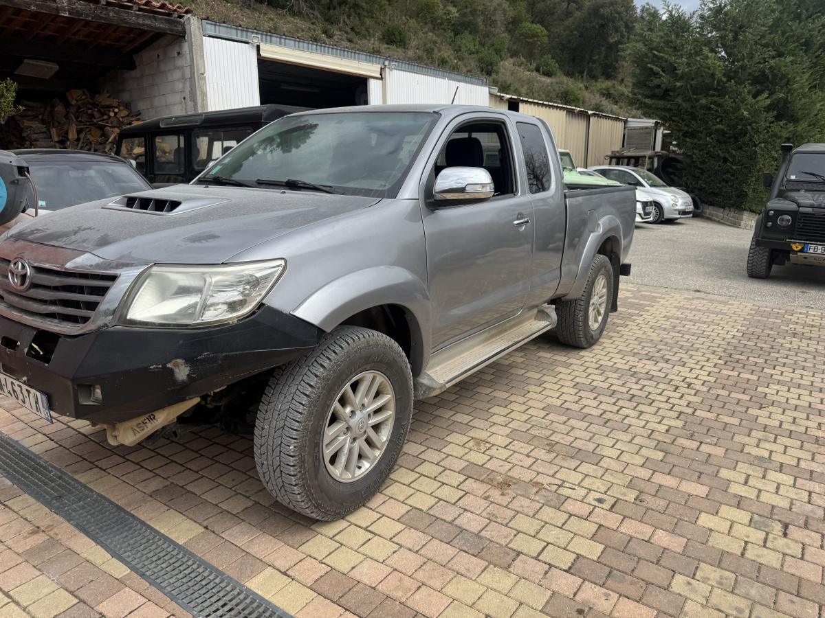 Toyota Hilux Extra Cabine 2,5 D-4D. 144CV