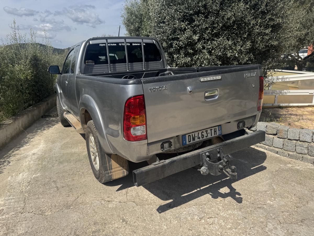 Toyota Hilux Extra Cabine 2,5 D-4D. 144CV
