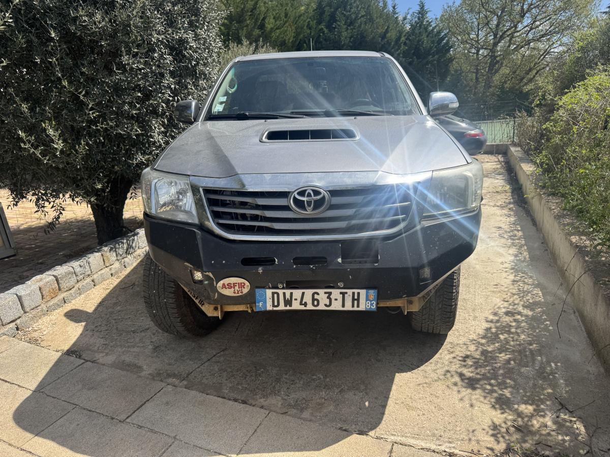 Toyota Hilux Extra Cabine 2,5 D-4D. 144CV