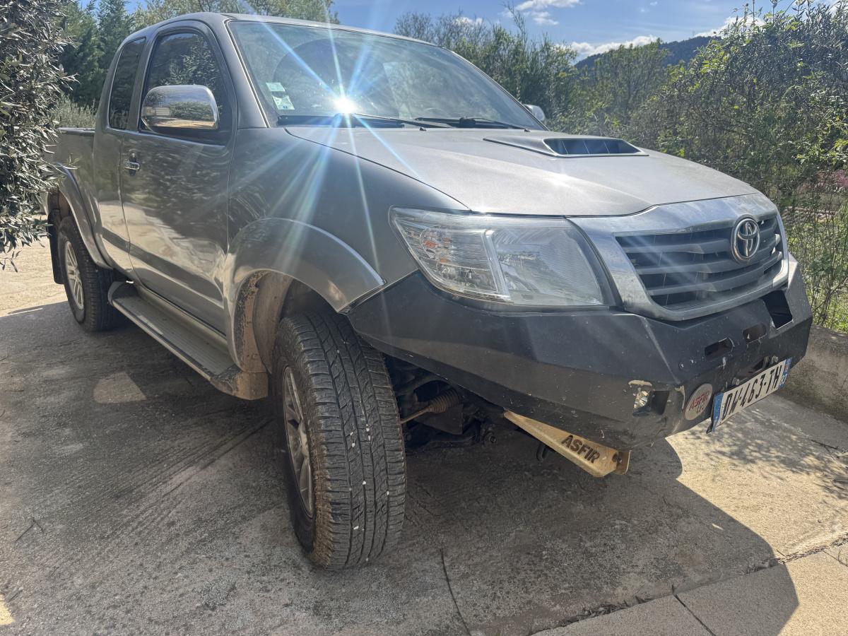 Toyota Hilux Extra Cabine 2,5 D-4D. 144CV