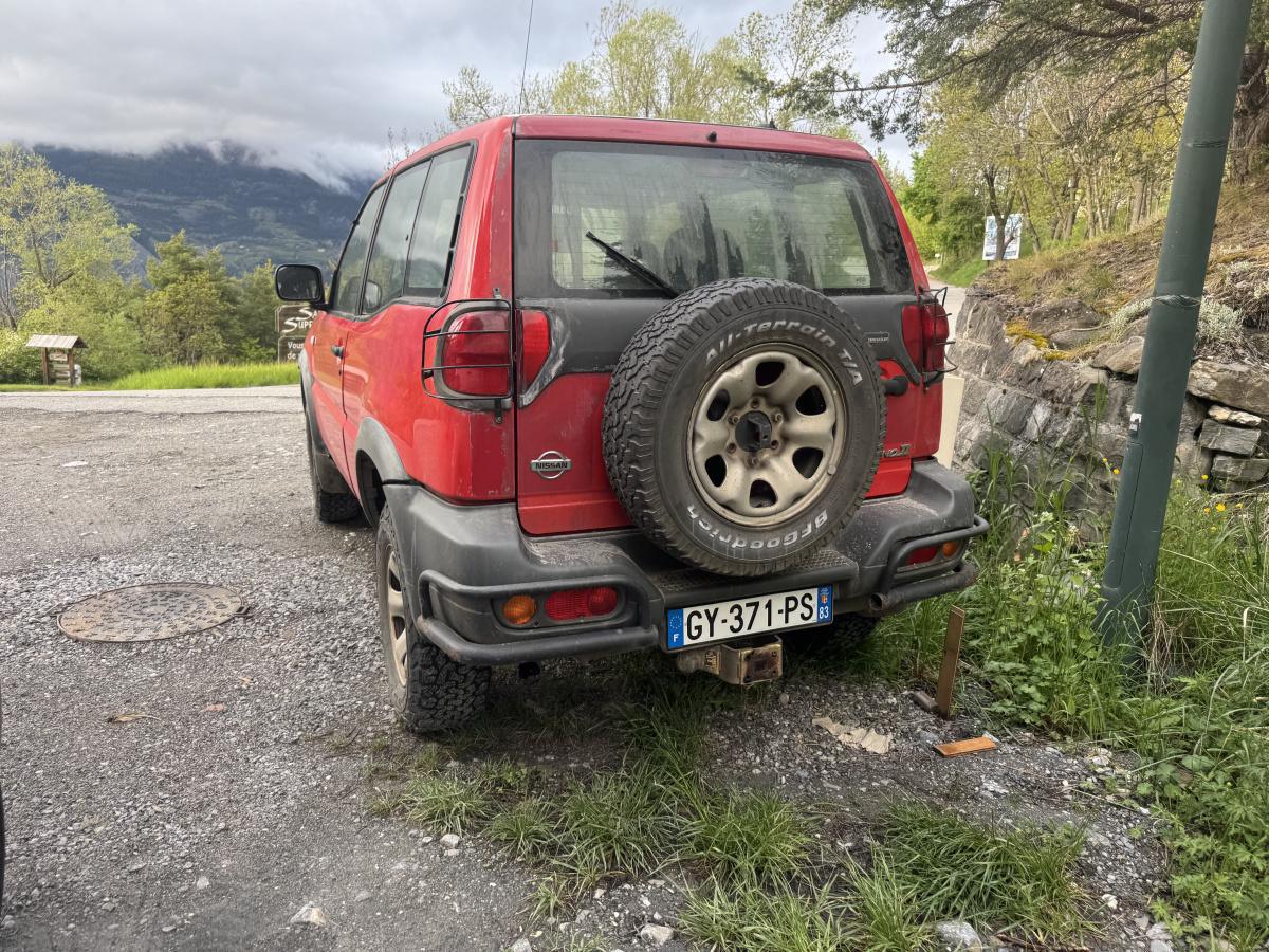 Nissan Terrano 2 2,7 TDI. 125CV