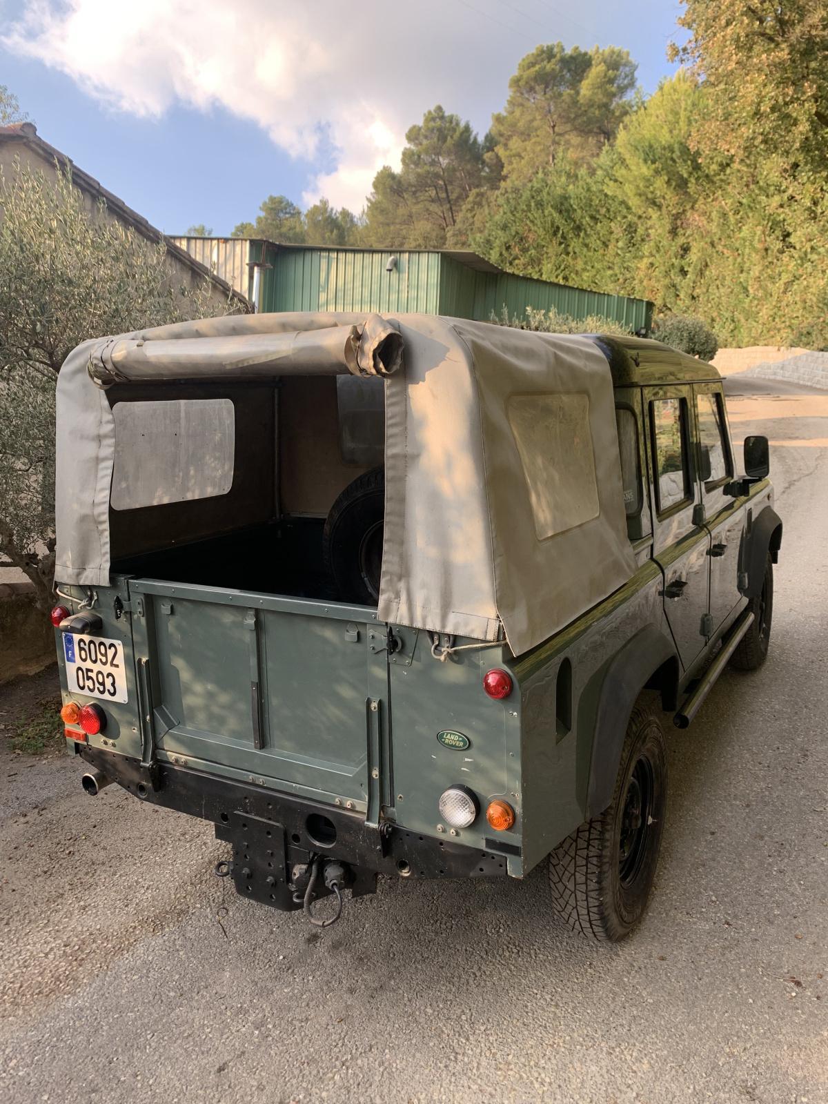 Defender TD4 110 Pick Up Double Cabine