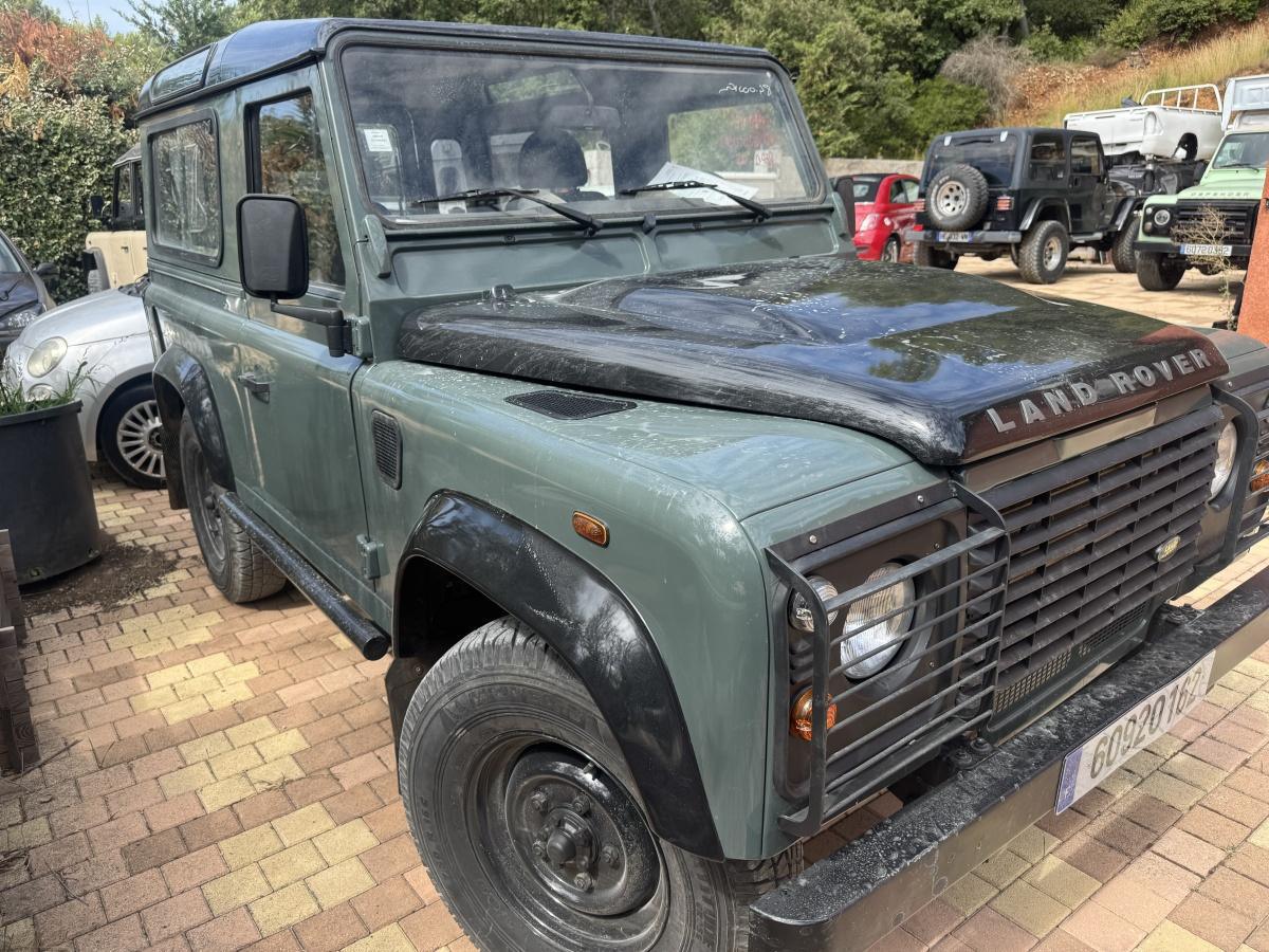 Defender TD4 90 