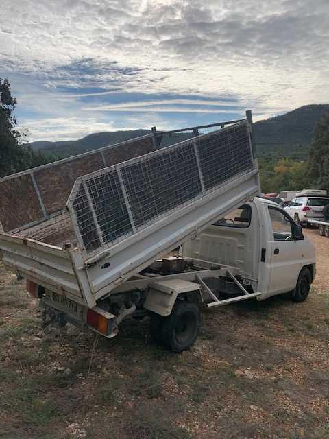 Hyundai H1 benne hydraulique