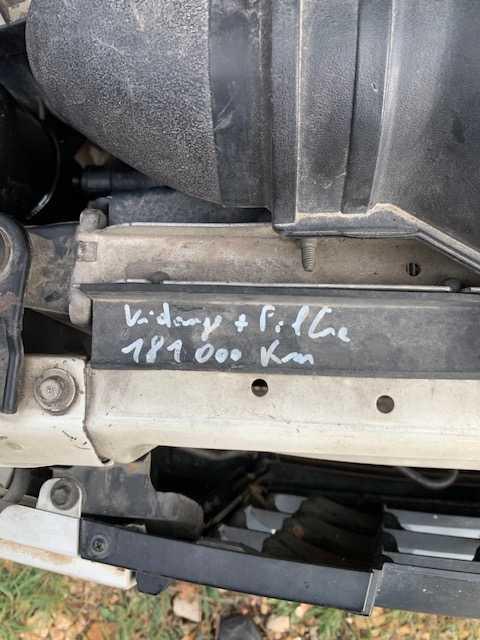 Hyundai H1 benne hydraulique