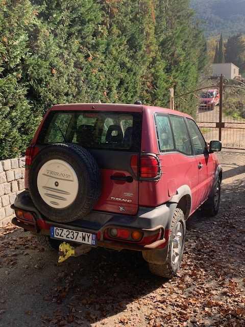 Nissan Terrano 2 2,7 TDI. 125CV Nissan Terrano 2 2,7 TDI. 125CV