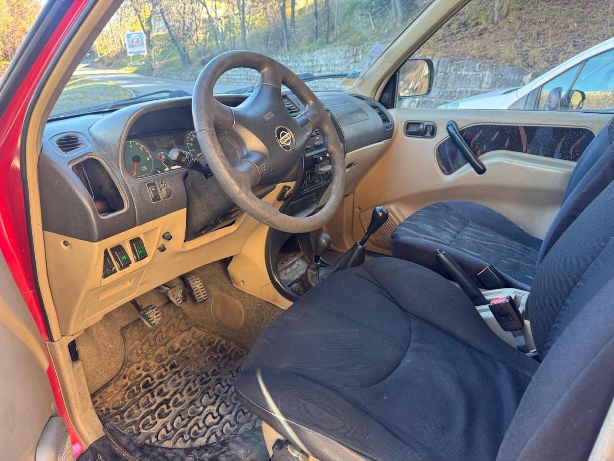 Nissan Terrano 2 2,7 TDI. 125CV Nissan Terrano 2 2,7 TDI. 125CV