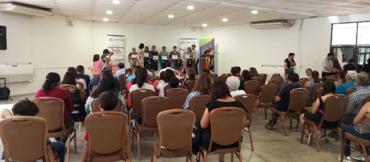 COLTAUCO: CIERRE PROGRAMA "EMPRENDAMOS SEMILLA INCLUSIÓN" FNDR - FOSIS