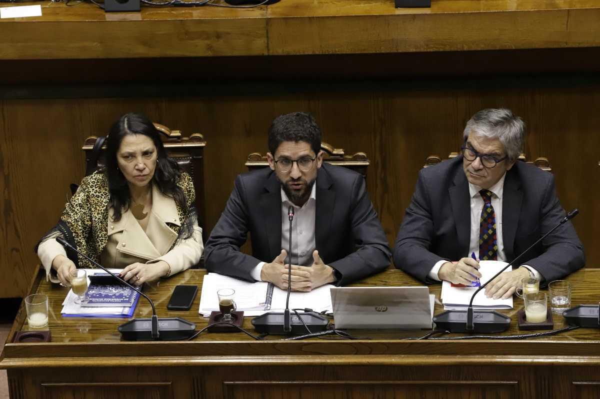 NACIONAL: Senado envía a tercer trámite el proyecto de ley de Reajuste del Salario Mínimo 