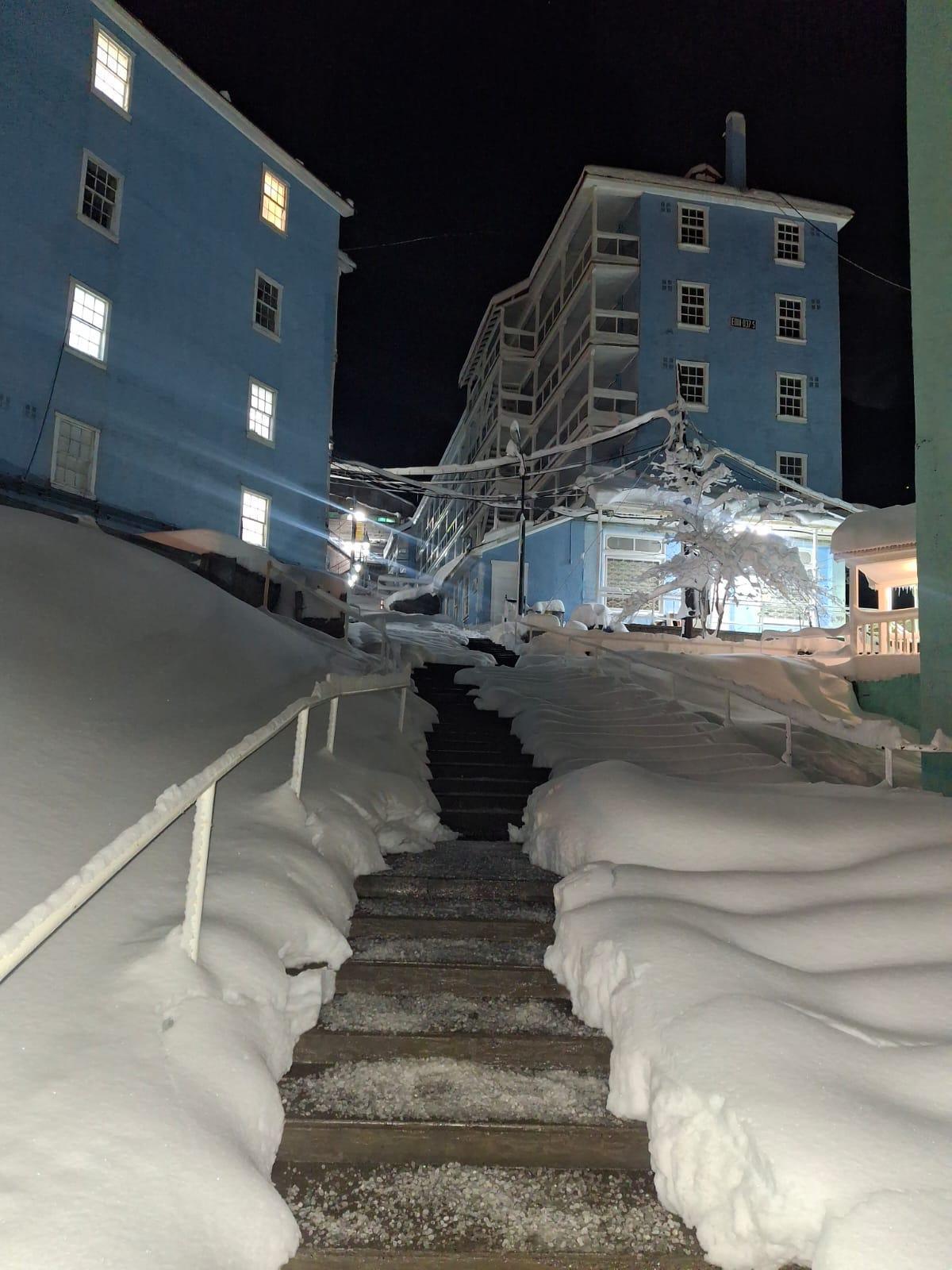 MACHALÍ - COYA: Campamento Sewell Nevado MACHALÍ - COYA: Campamento Sewell Nevado