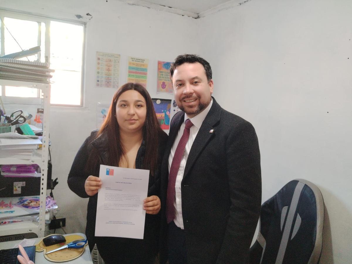 Director Regional de Fosis notifica a seleccionados del programa Emprendo Avanzado 2026
