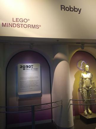 Playing with robots and geeking out Playing with robots and geeking out