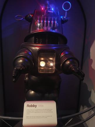 Playing with robots and geeking out Playing with robots and geeking out