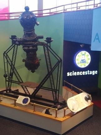 Playing with robots and geeking out