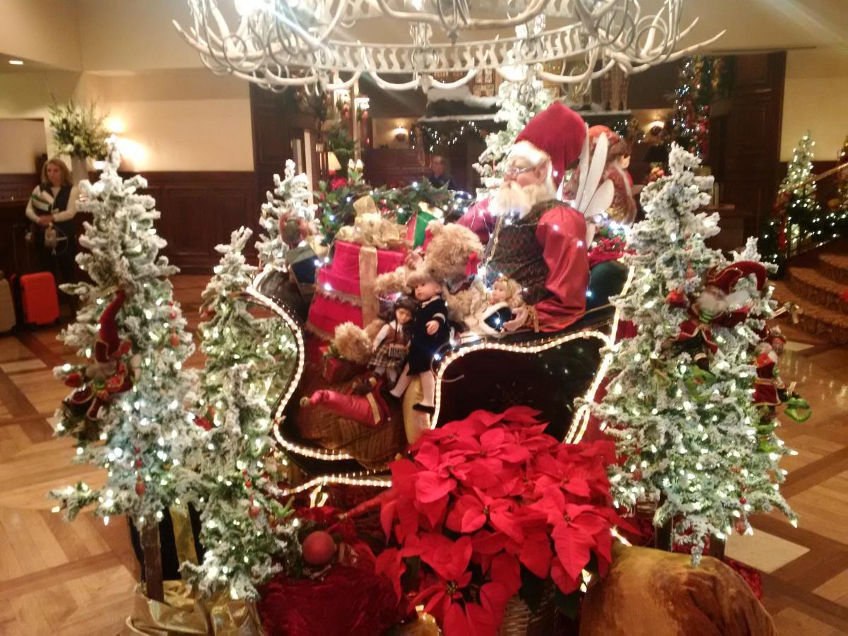 Ho-ho-hooooooly, what an amazing display Ho-ho-hooooooly, what an amazing display