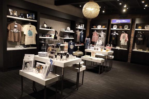 The devine, Ms. Patsy Cline The devine, Ms. Patsy Cline