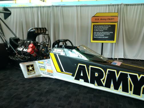 Kiss my bricks! Kiss my bricks!