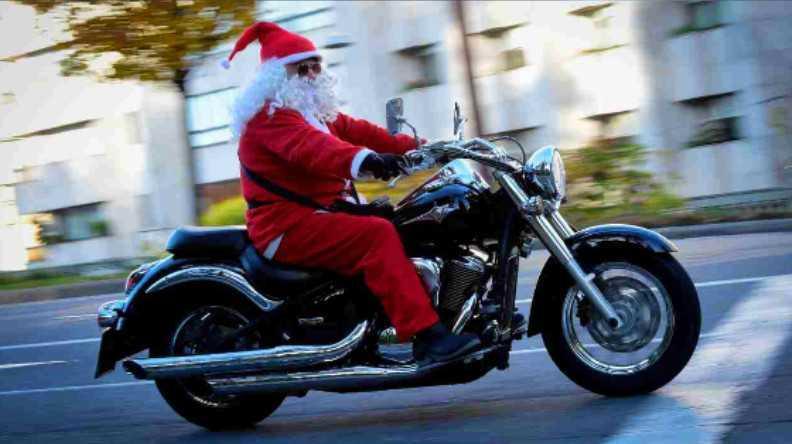 Babbo Natale in moto