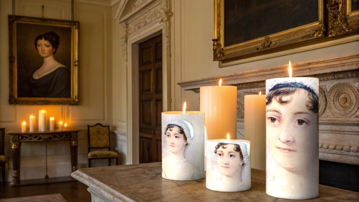 A Jane Austen portrait candle in Regency style
