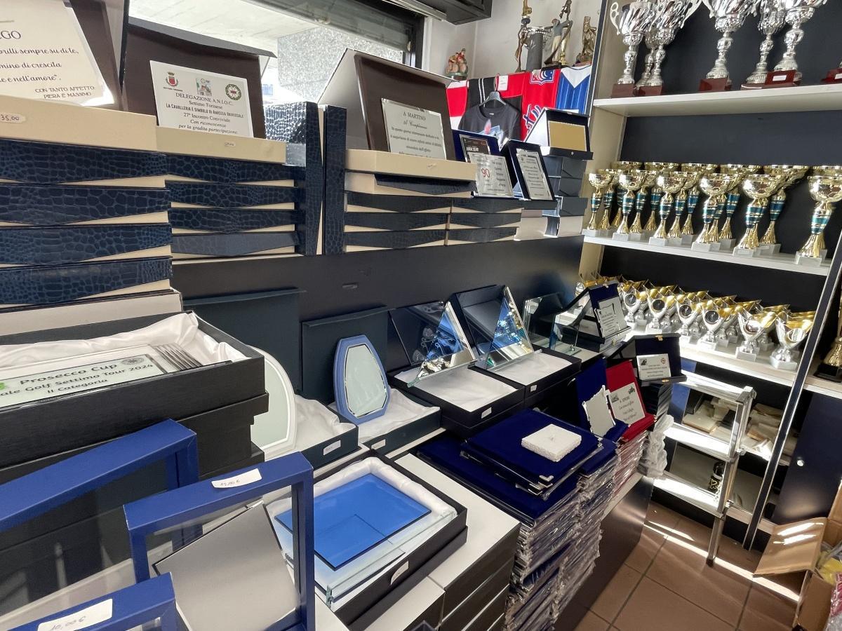 Coppe Targhe e Timbri M.&B. Coppe Targhe e Timbri M.&B.