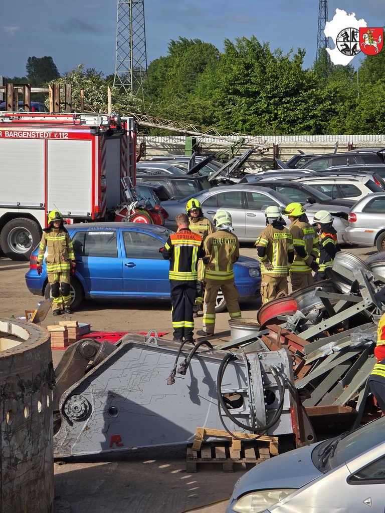 19 Mitglieder im Bereich TH ausgebildet 19 Mitglieder im Bereich TH ausgebildet