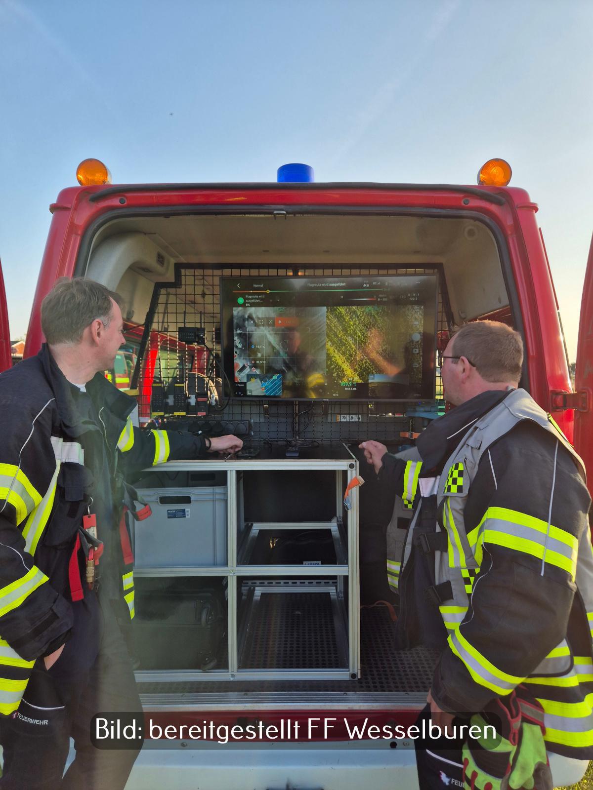 Wesselburen - Blitzeinschlag im Freizeitpark Wesselburen - Blitzeinschlag im Freizeitpark