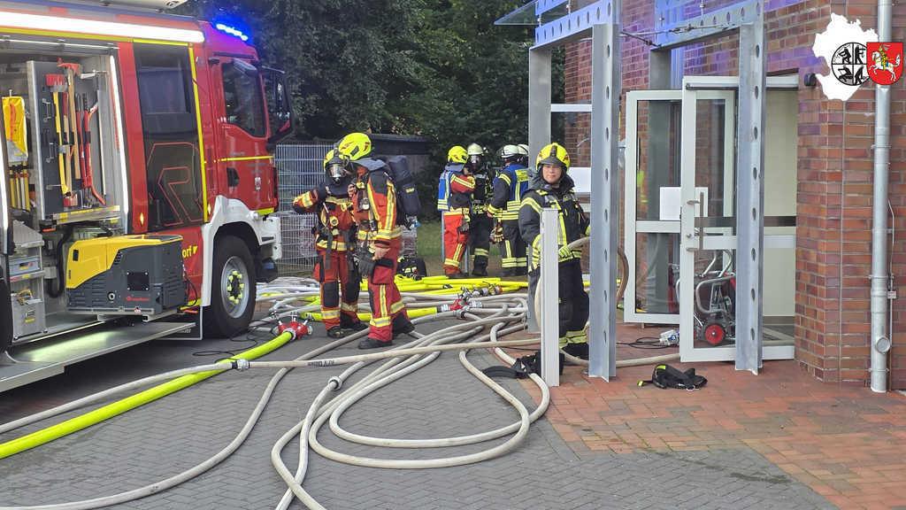 Feuer in Wohnheim - zwei Personen vermisst