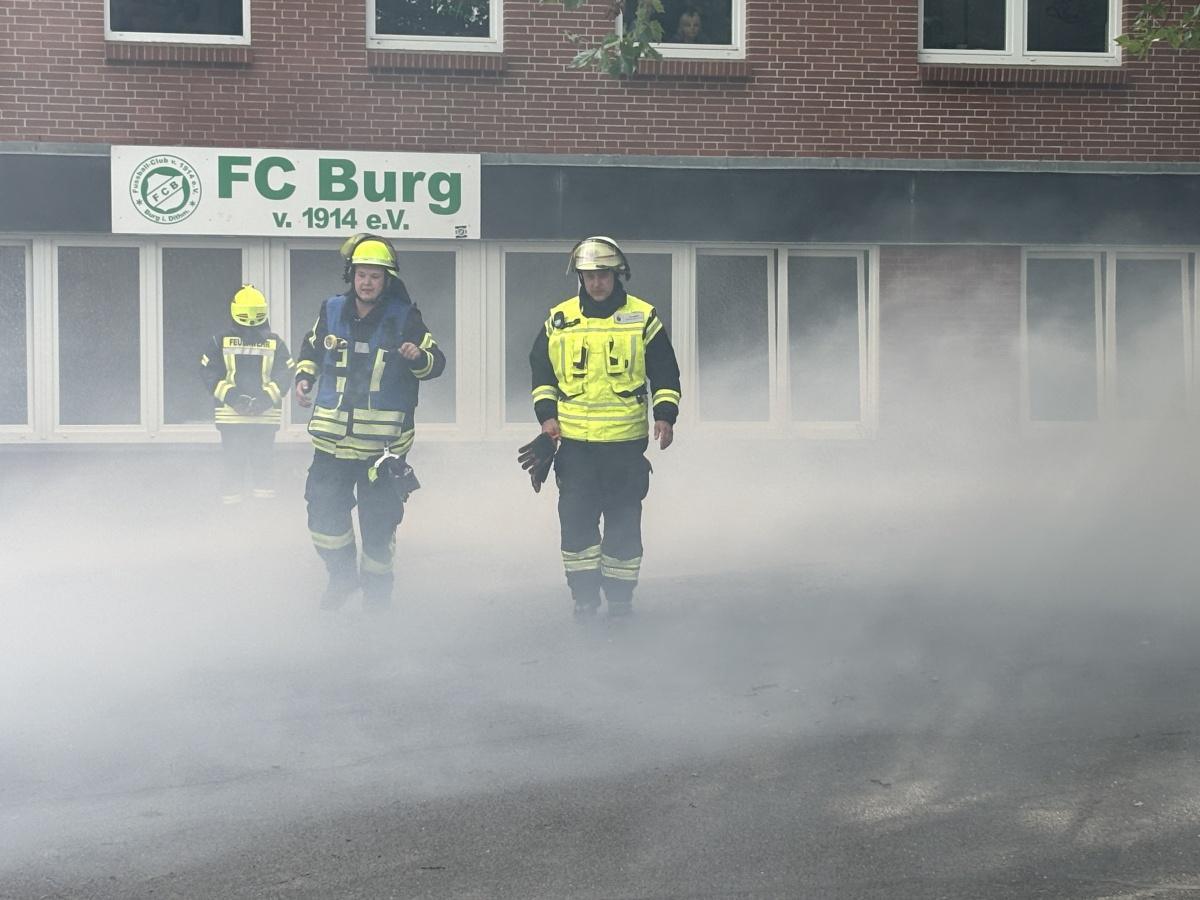 18 neue Einsatzkräfte für Amt Burg-St.Michel und Brunsbüttel