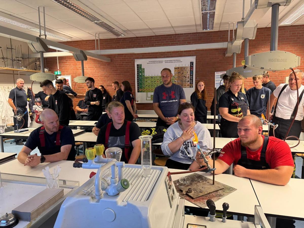 18 neue Einsatzkräfte für Amt Burg-St.Michel und Brunsbüttel 18 neue Einsatzkräfte für Amt Burg-St.Michel und Brunsbüttel