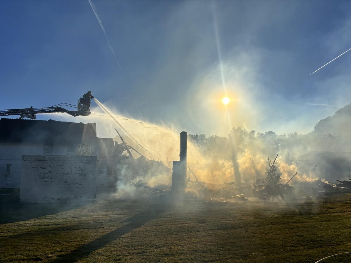 Hochdonn - Großfeuer vernichtet Werkstatt (aktualisiert)