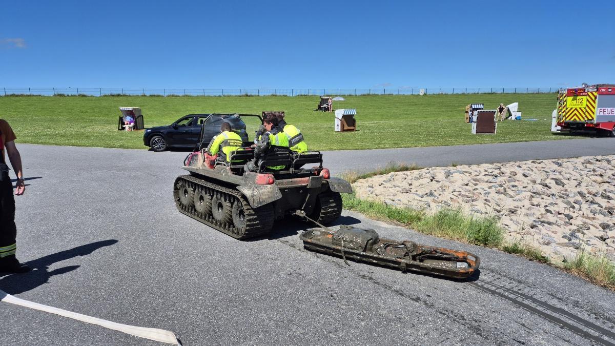 Büsum - Wattrettungseinsatz bei Büsumer Deichhausen Büsum - Wattrettungseinsatz bei Büsumer Deichhausen