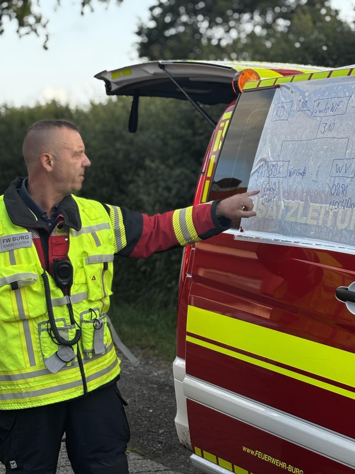 Großenrade - Person bei Brand auf Tischlereigelände vermisst