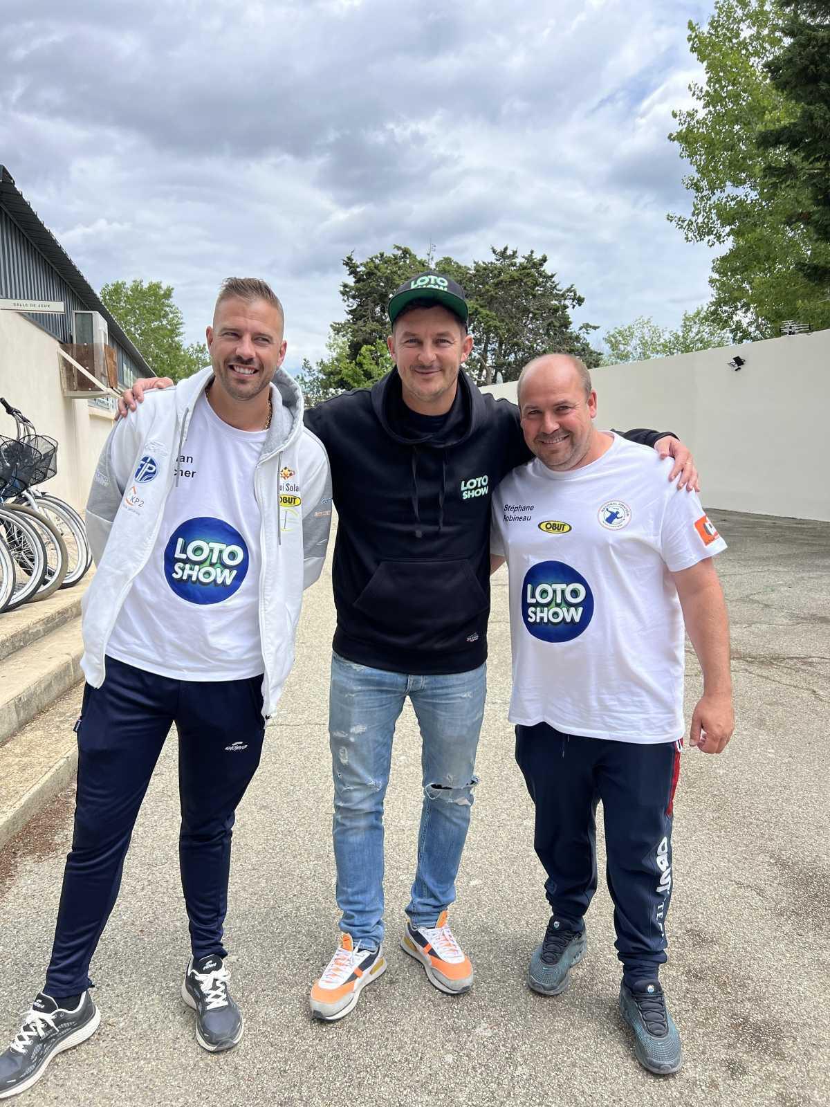 Loto Show au cœur de la finale du concours de pétanque amateur Inter-Campings: des étoiles plein les boules Loto Show au cœur de la finale du concours de pétanque amateur Inter-Campings: des étoiles plein les boules