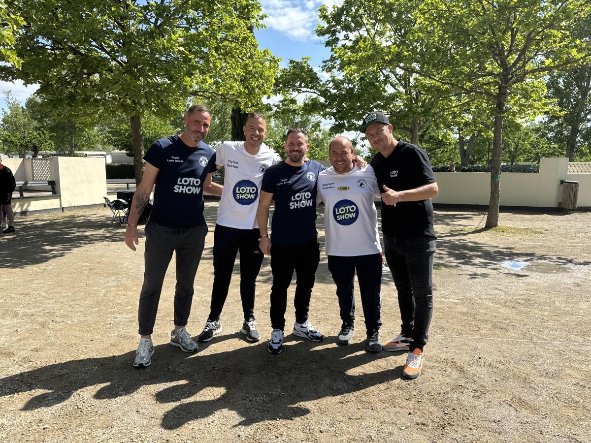 Loto Show au cœur de la finale du concours de pétanque amateur Inter-Campings: des étoiles plein les boules