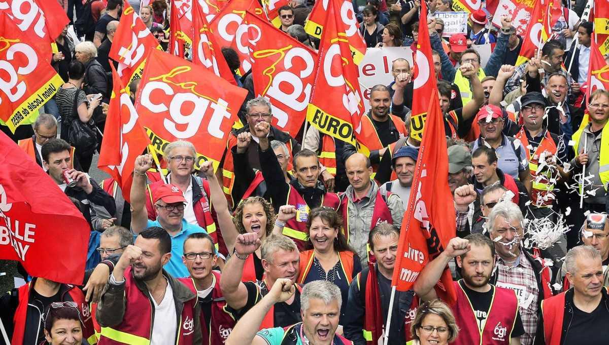 Les personnels des MDS, de l'APA et de la PMI se sont rassemblés nombreux en grève le 14 novembre