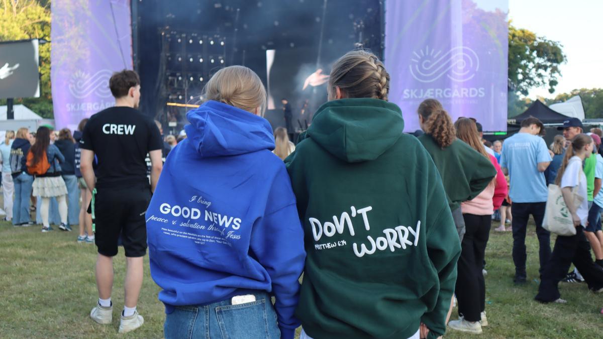 Rejoice always, selger merch for misjon! Rejoice always, selger merch for misjon!