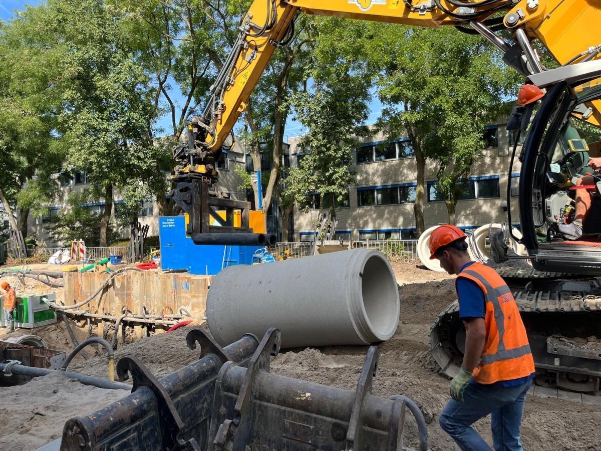 Een kijkje in de diepe sleuf aan de Bernadottelaan - bouwupdate 