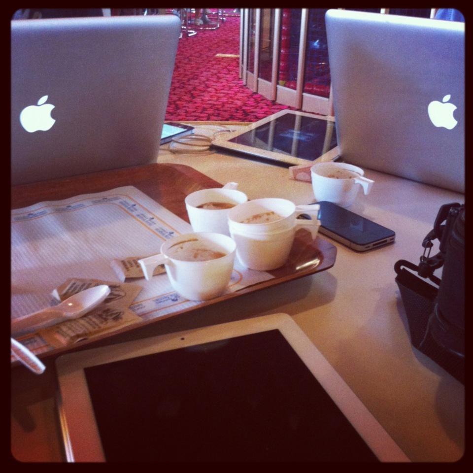 À bord : Apple et cafés À bord : Apple et cafés