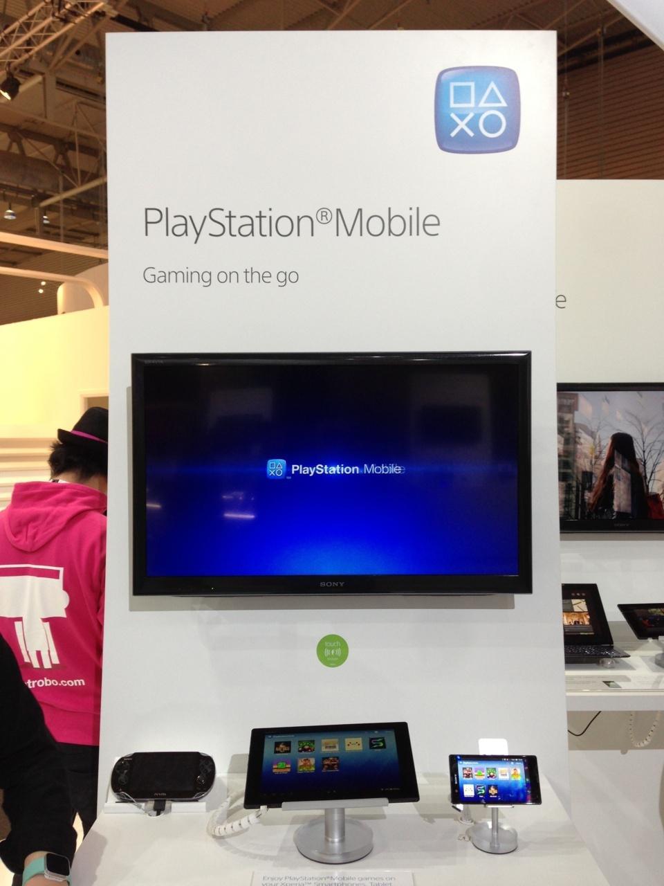 Enfin, je demande ou est exposée la PS4. Enfin, je demande ou est exposée la PS4.